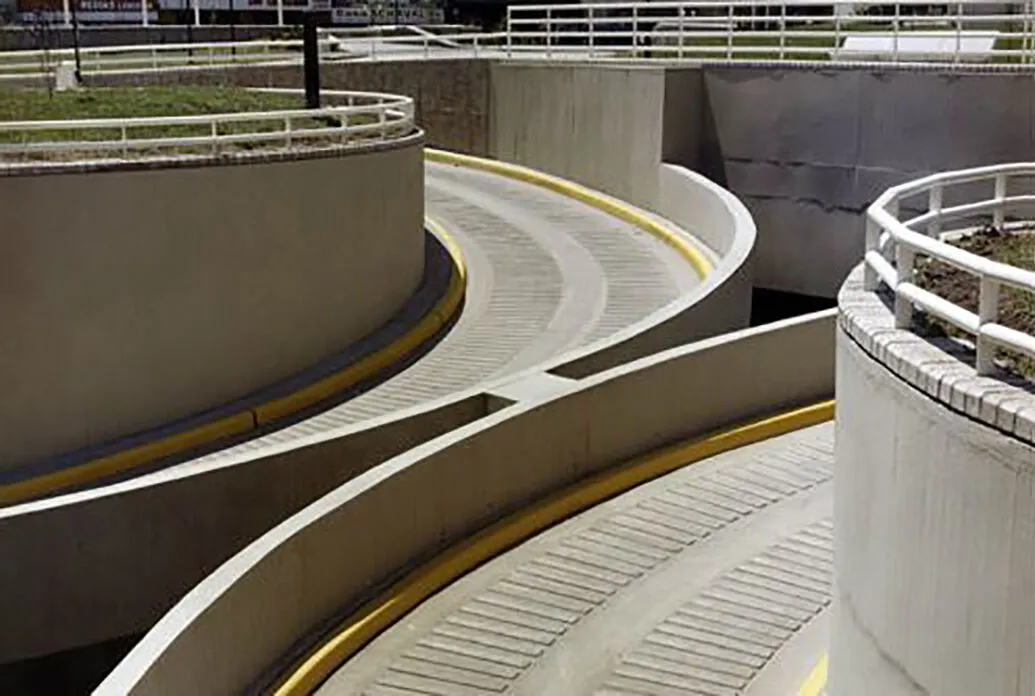 Estacionamiento subterráneo y plaza principal San Martín · imagen 2