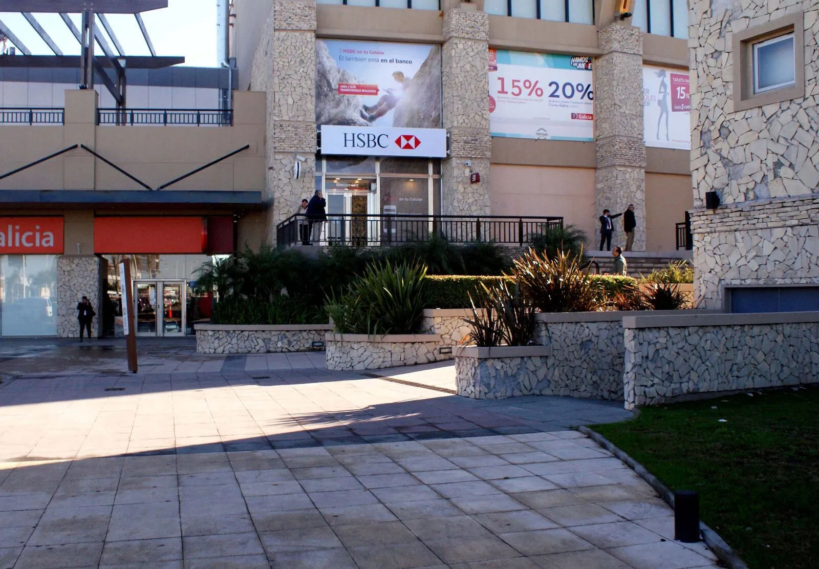 Banco HSBC · Sucursal Tortugas Open Mall · imagen 3
